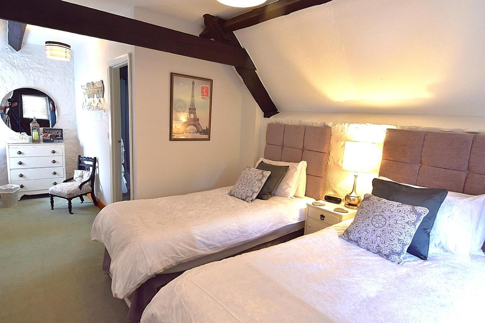 Steps Farmhouse B&B Minehead Room photo